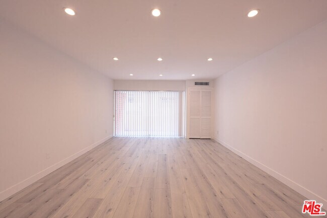 Building Photo - 11750 Sunset Blvd