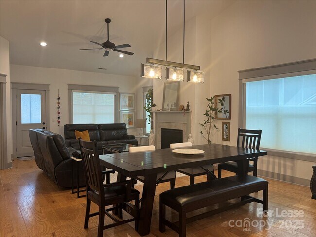 Building Photo - 46 Cozy Cottage Wy