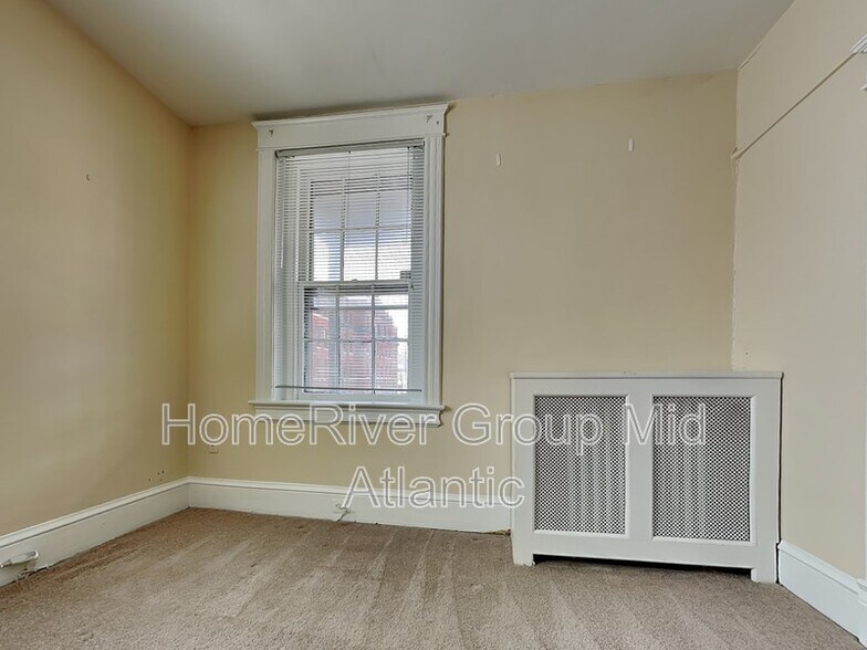 Building Photo - 1300 35th St NW