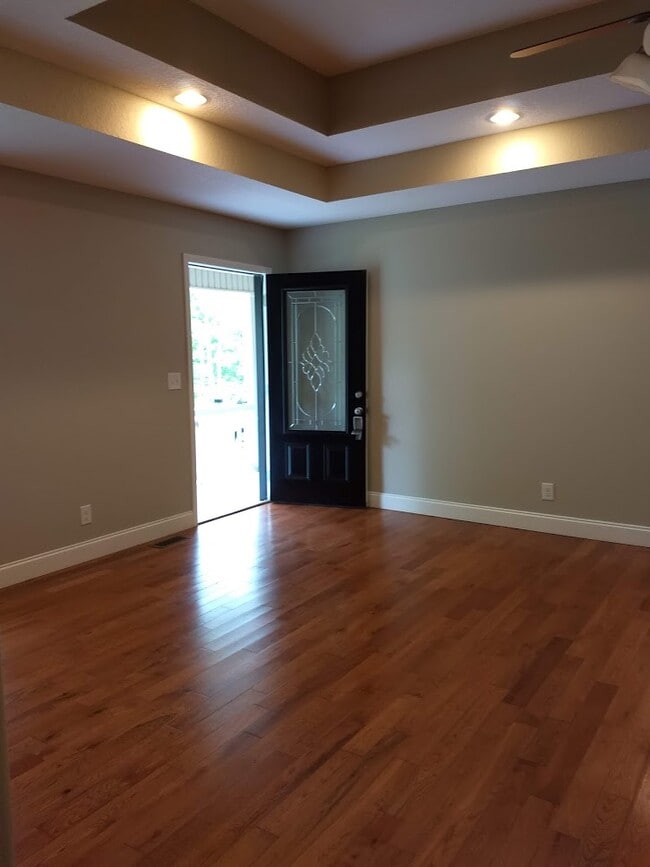 Building Photo - 6345 Osage Rd