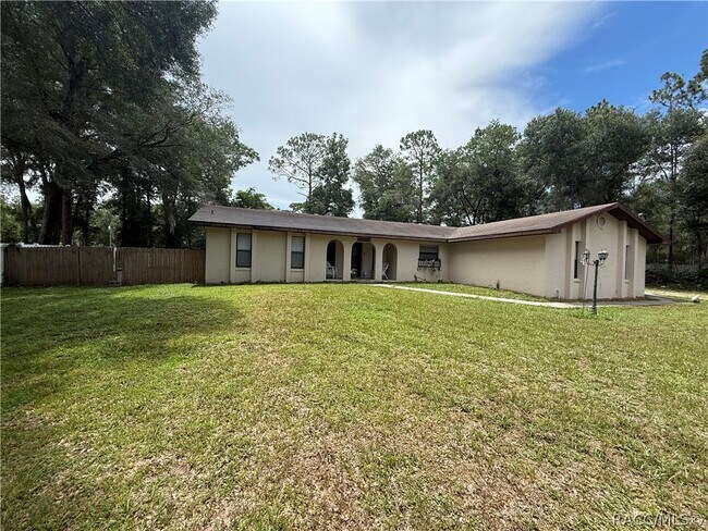 Building Photo - 5560 S Garcia Terrace