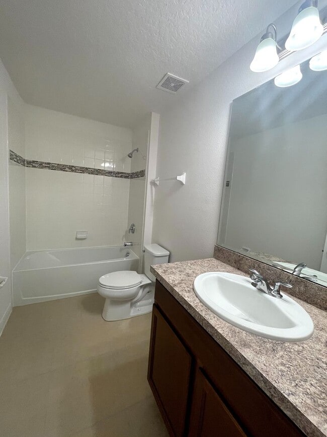 Building Photo - Williams Preserve-Townhouse-410 Annabelle ...