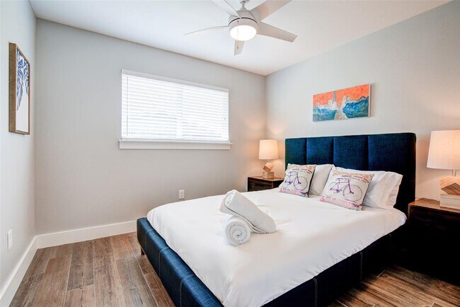 Building Photo - 3009 Matador Dr