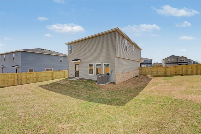 Building Photo - 3401 SW Endearment St