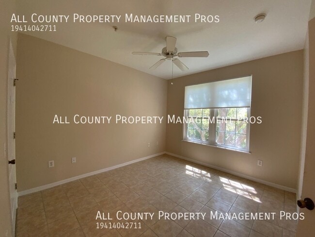 Building Photo - 4156 Central Sarasota Pkwy