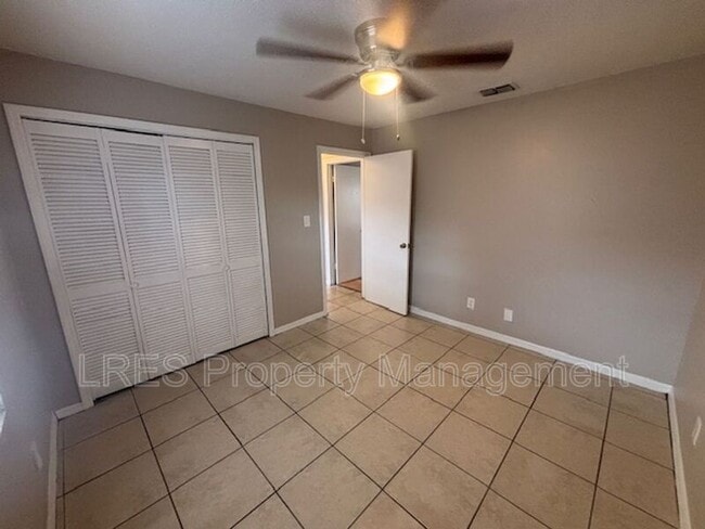 Building Photo - 2437 Chase Ave