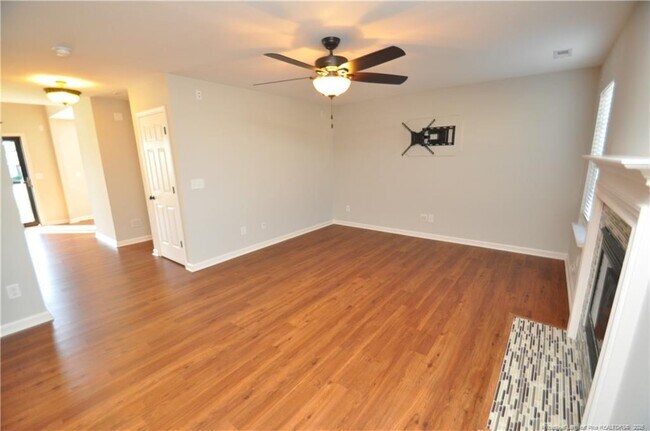 Building Photo - 501 Birchtree Valley Ct