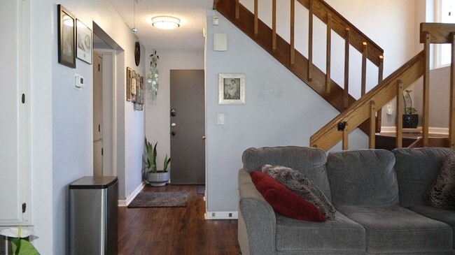 Building Photo - Modern 3 Bedroom 3 Bathroom Townhome in Imperial Beach.