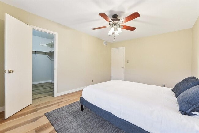 Building Photo - 7801 Shoal Creek Blvd