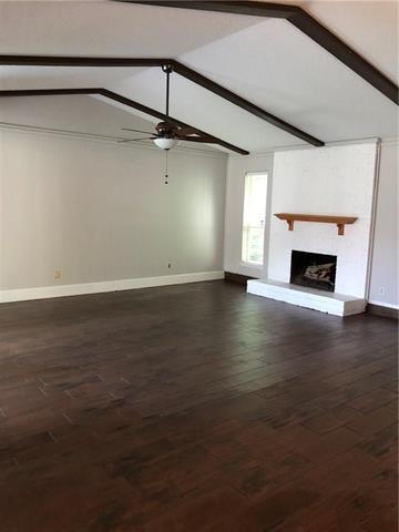 Building Photo - 637 Red River Dr