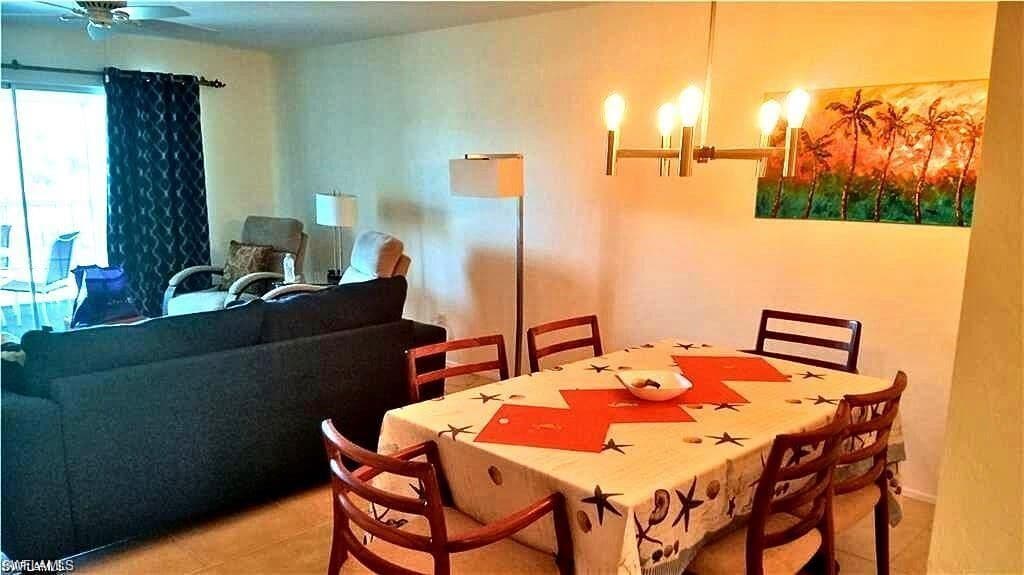 Building Photo - 1075 Foxfire Ln