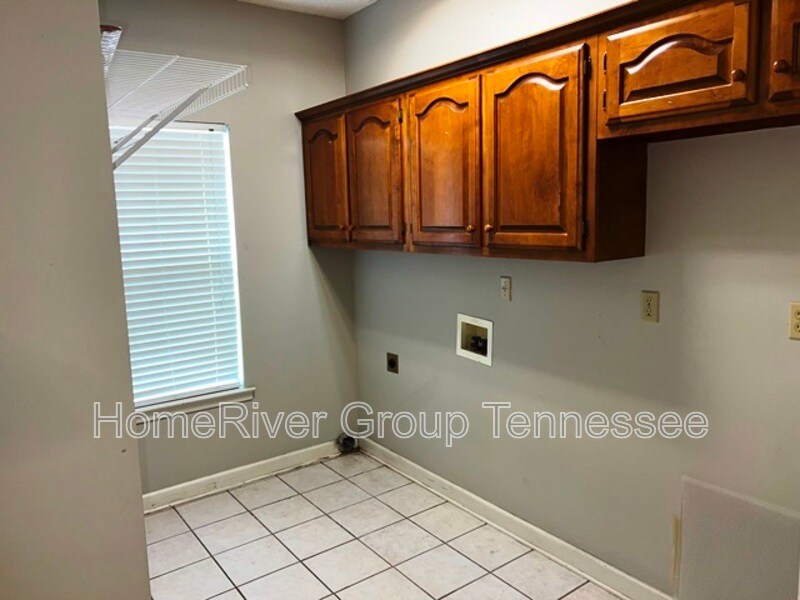 Building Photo - 101 Cross Creek Dr