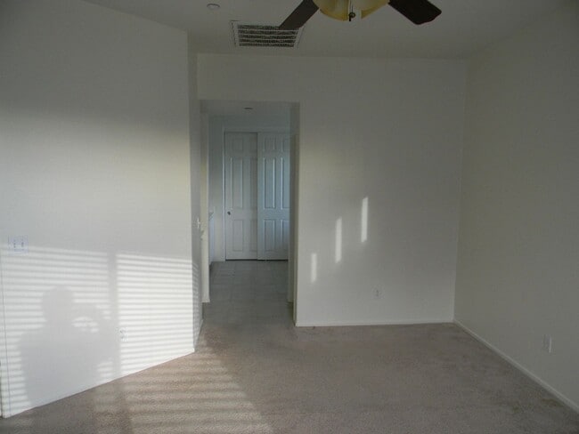 Building Photo - 11166 Pondfield Ct
