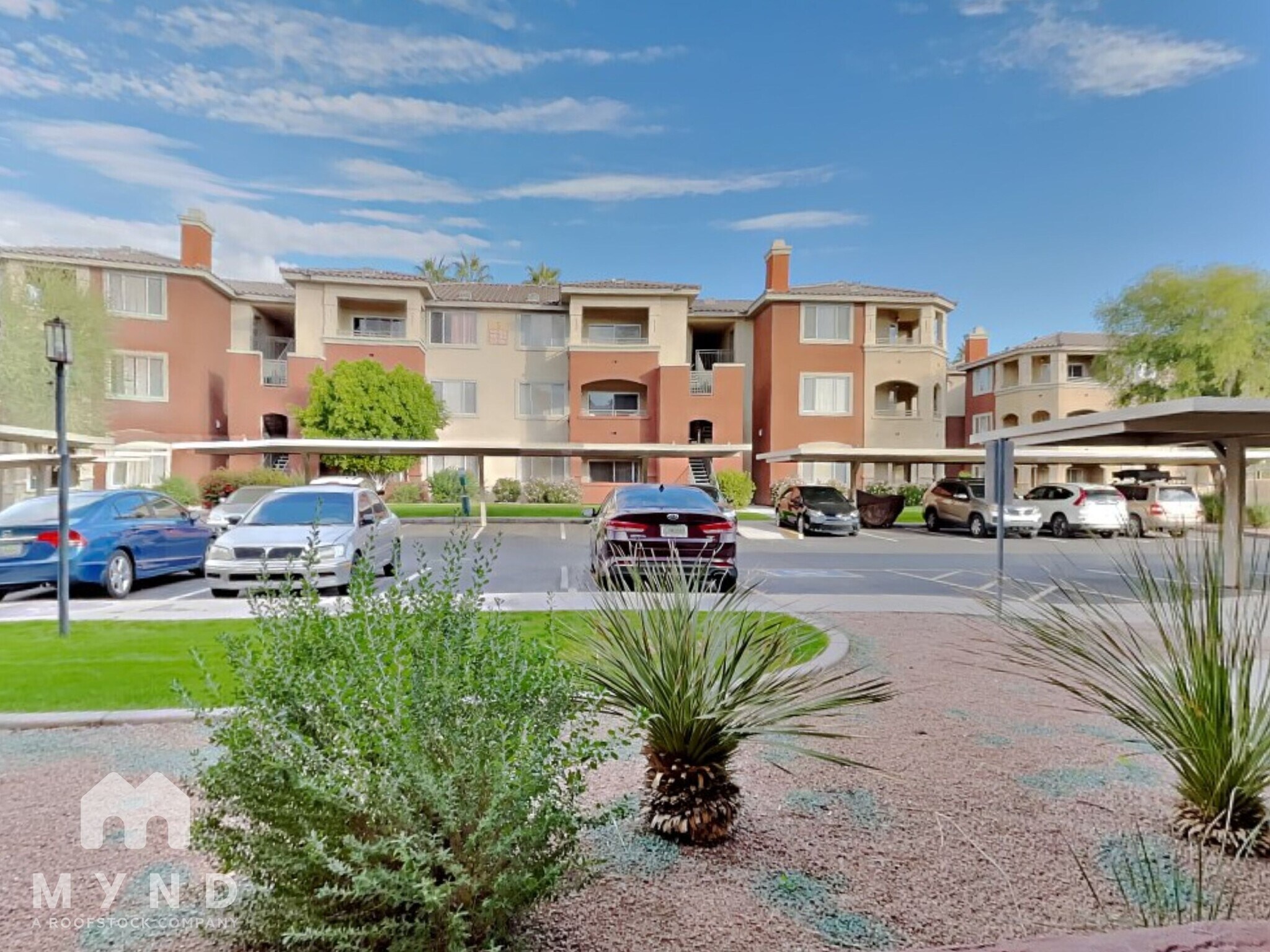 Building Photo - 5401 E Van Buren St