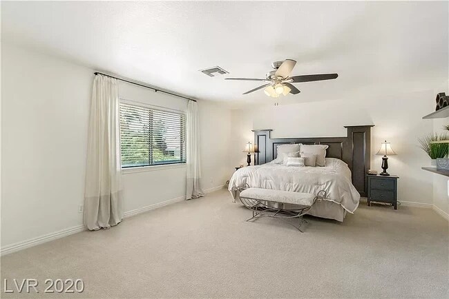 Building Photo - 7777 Willow Cove Cir