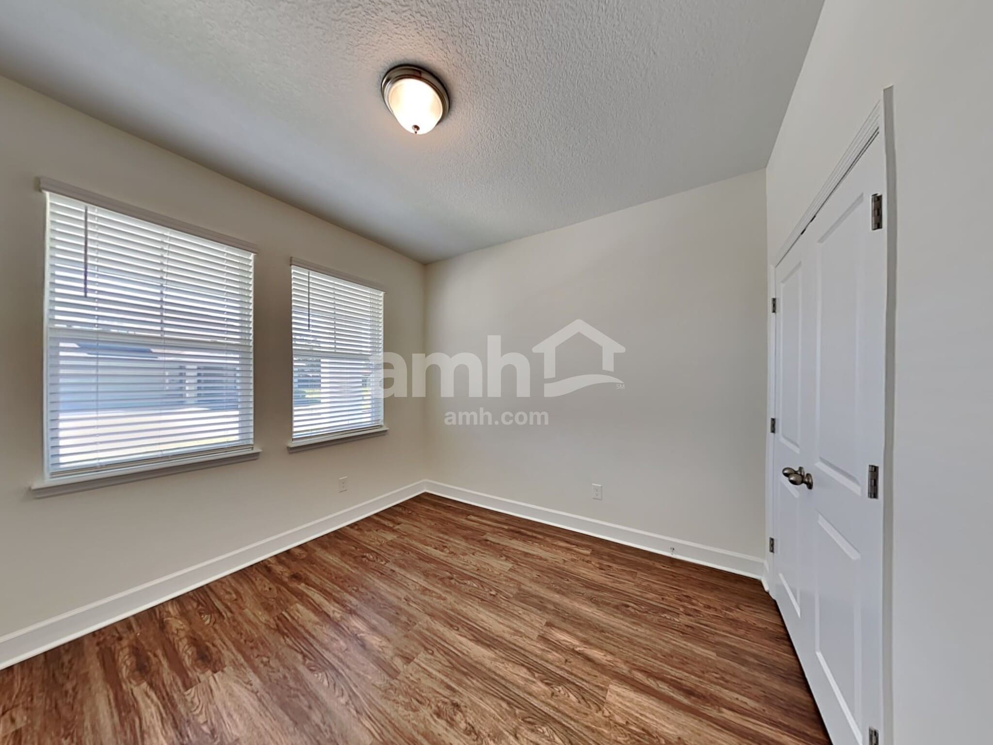 Building Photo - 2463 Ixora Ct