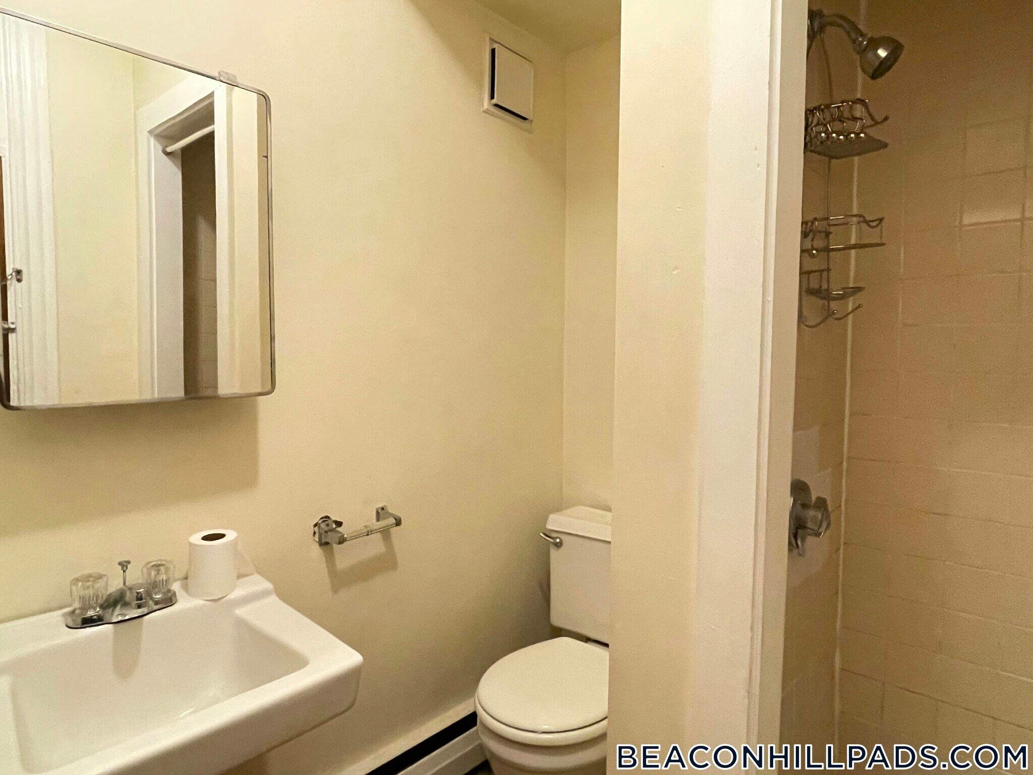 Building Photo - 41 Anderson St