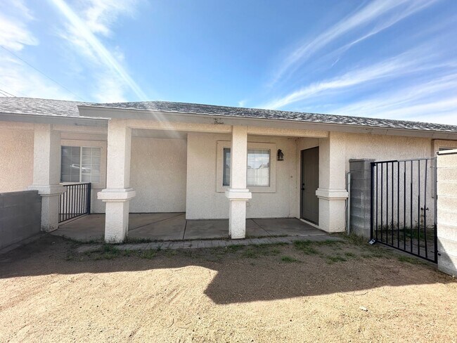 Building Photo - 2647 Simms Ave