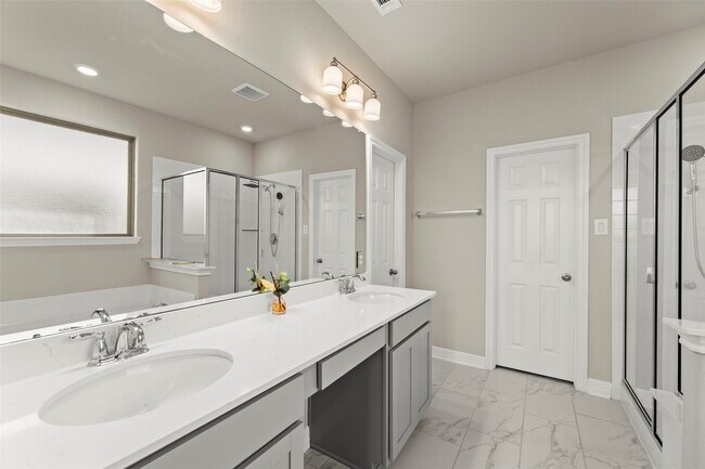 Building Photo - 3438 Acacia Grv Ln