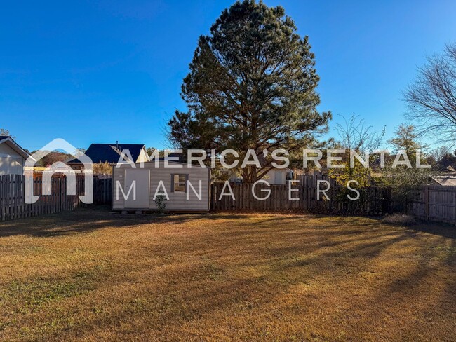 Building Photo - Calera One-Level Living with Spacious Layout