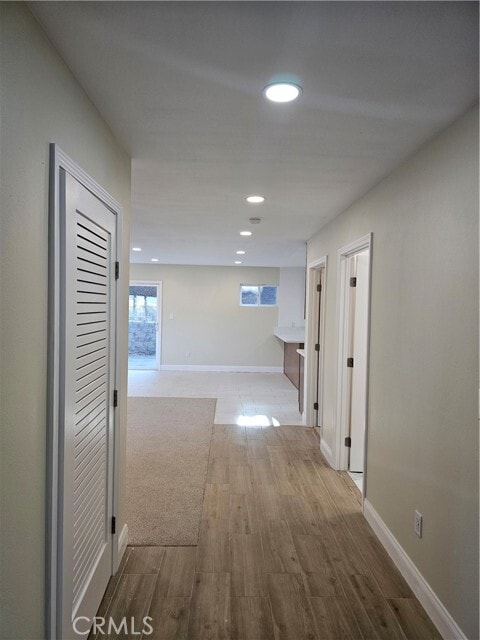 Building Photo - 2641 Valley View Ave