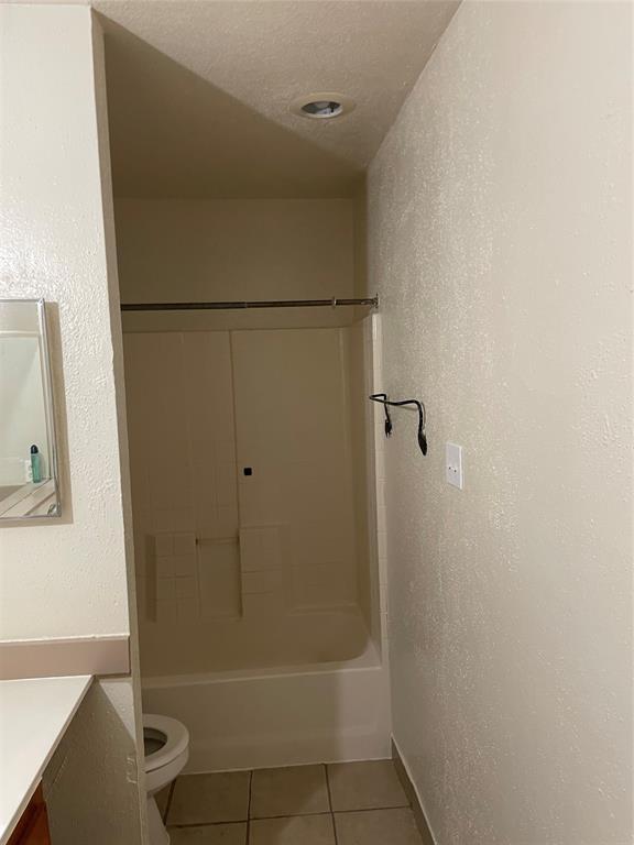 Building Photo - 12500 Sandpiper Dr