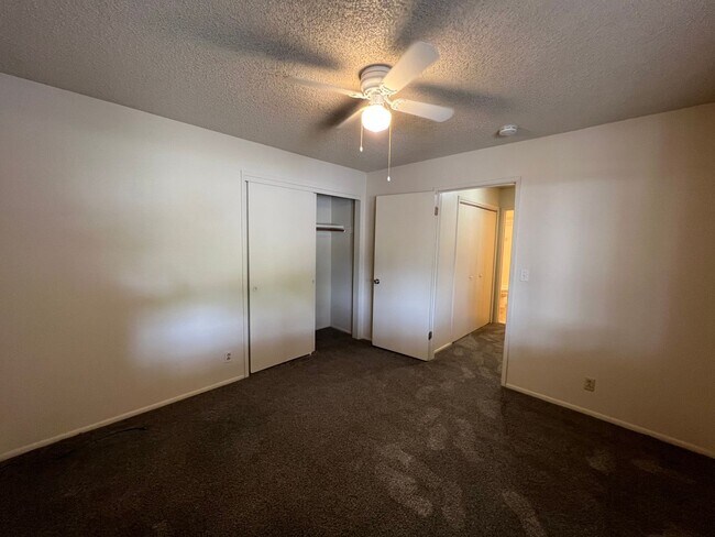 Building Photo - 3216 Godman Ave