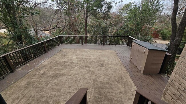 Building Photo - 4902 Westview Dr