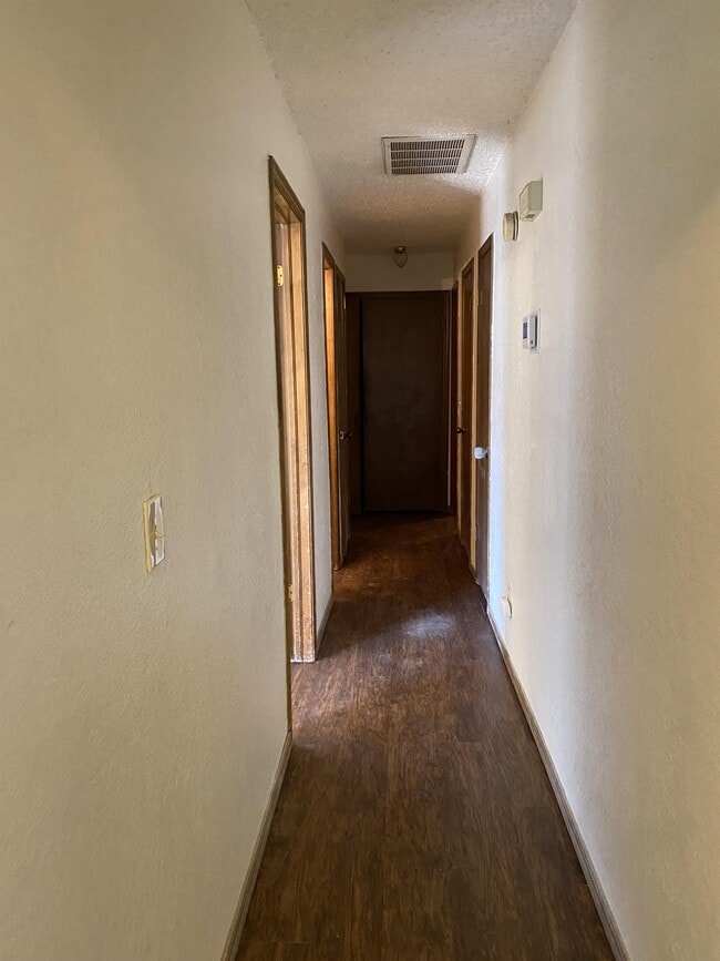 Building Photo - 12606 Abbotts Way