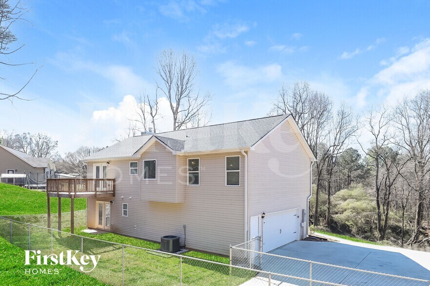 Building Photo - 4104 Belvedere Cir