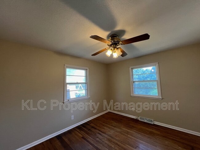 Building Photo - 1222 SW Ordnance Road