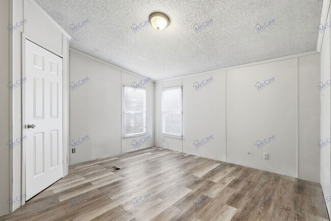 Building Photo - 13665 FM2331