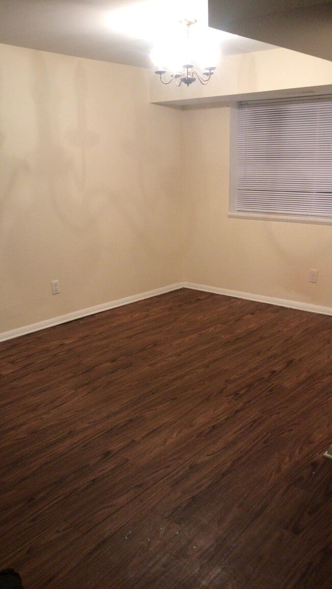 Building Photo - 3901 Pinkney Rd