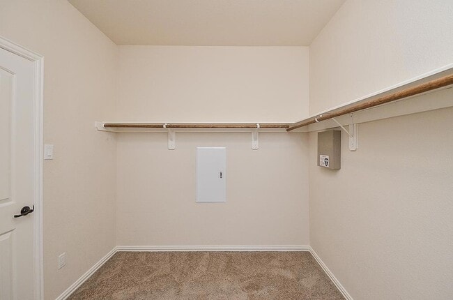 Building Photo - 9411 Sparrow Creek Ct