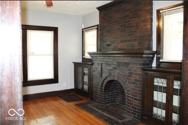 Building Photo - 342 Harvard Pl