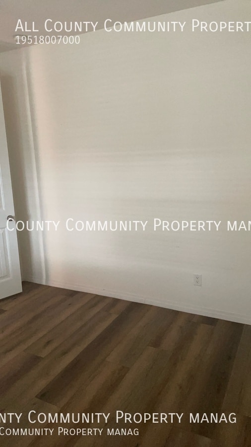 Building Photo - 40298 Hannah Way