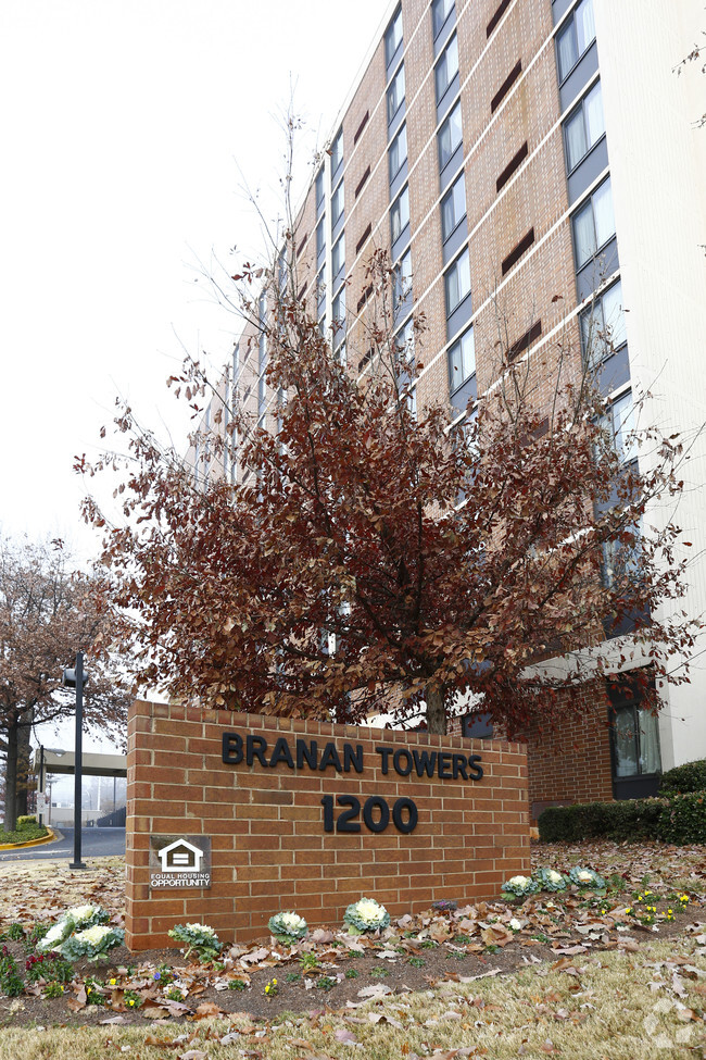 Building Photo - Branan Towers