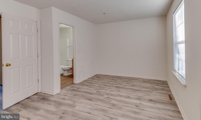 Building Photo - 46101 Lucca Way