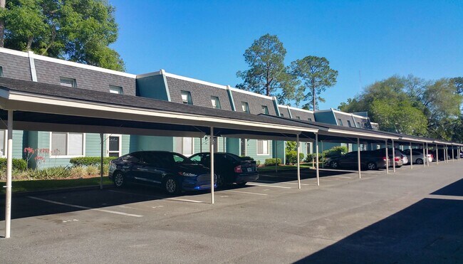 Building Photo - 501 SW 75th St