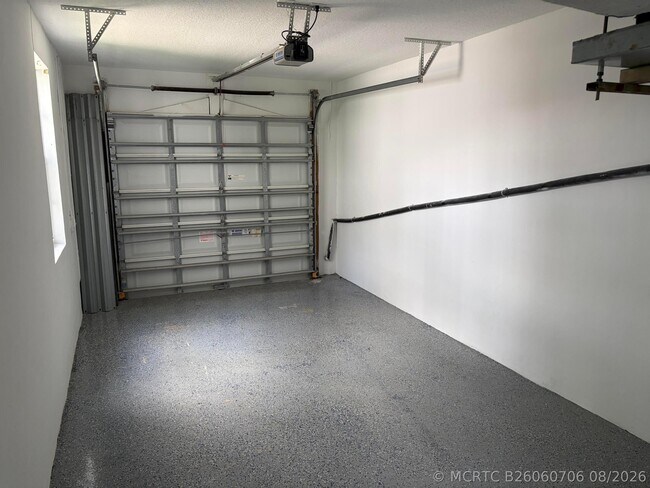 Building Photo - 350 SW 8th St