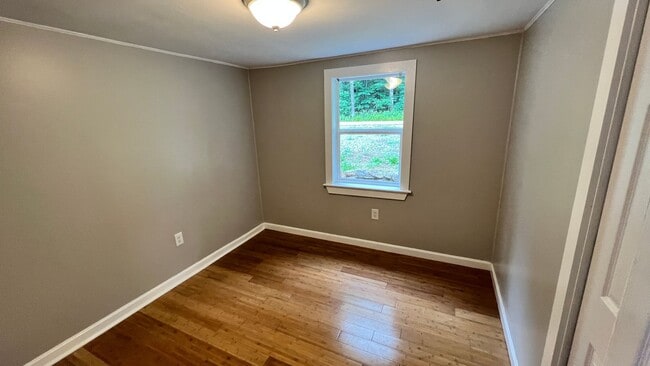Building Photo - Electricity included!  3 Bedroom Home with...