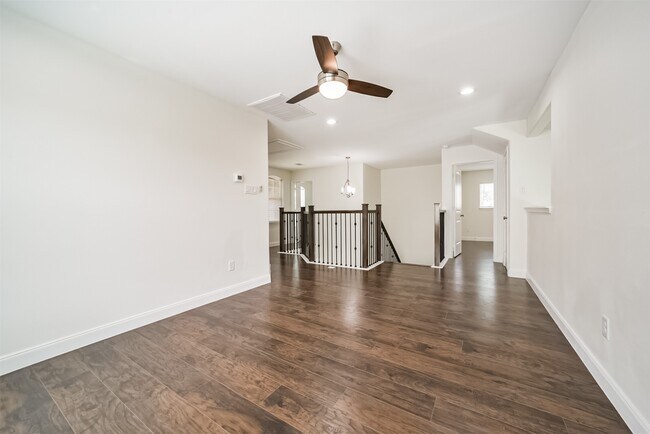 Building Photo - 10618 Bassoon Dr