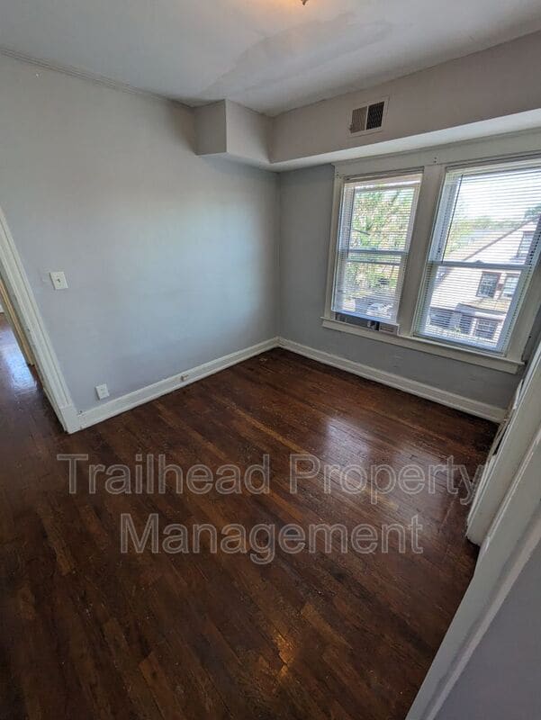 Building Photo - 4000 Warwick Blvd