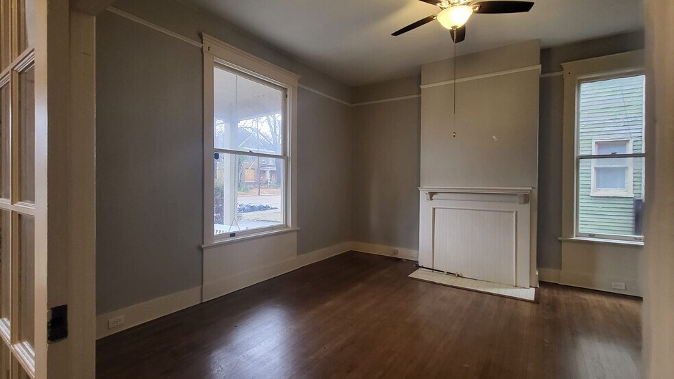 Building Photo - 37 S McLean Blvd