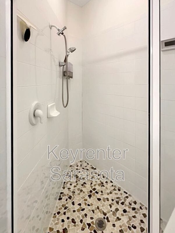 Building Photo - 4480 Streamside Ct