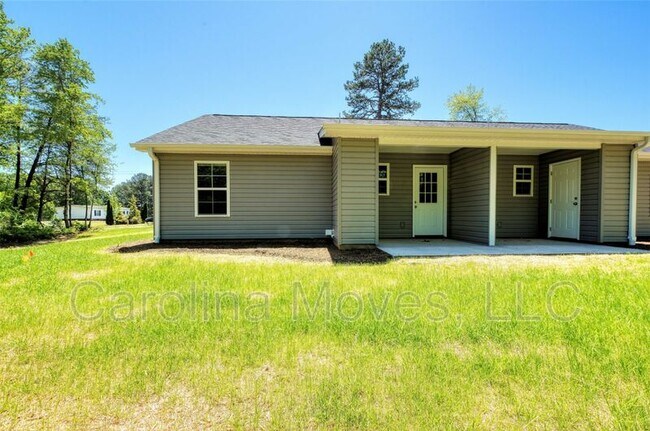 Building Photo - 3657 Farrs Bridge Rd