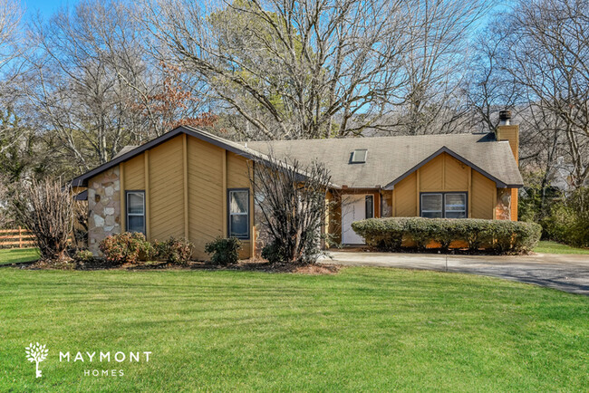 Building Photo - 12017 Running Meade Trail SE