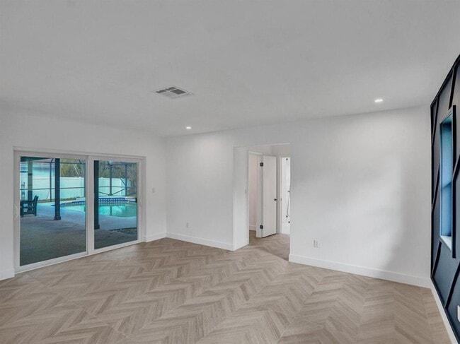 Building Photo - 11801 S Island Rd