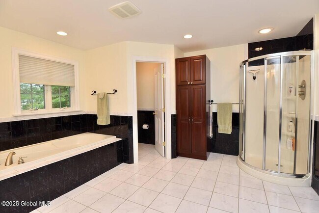 Building Photo - 88 Cobble Hill Dr
