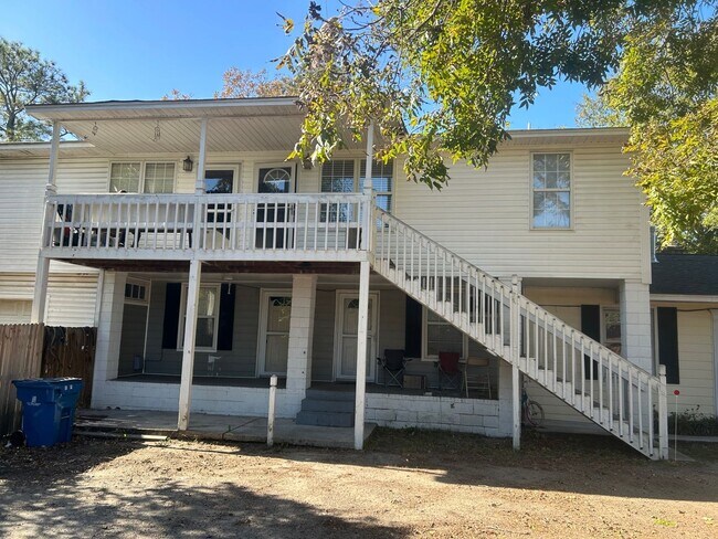 Building Photo - 1019 Monticello St